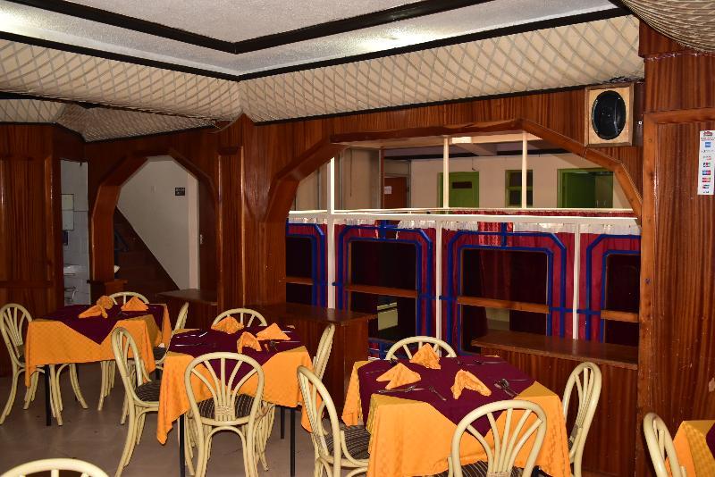 Ibis Hotel Nyeri Buitenkant foto